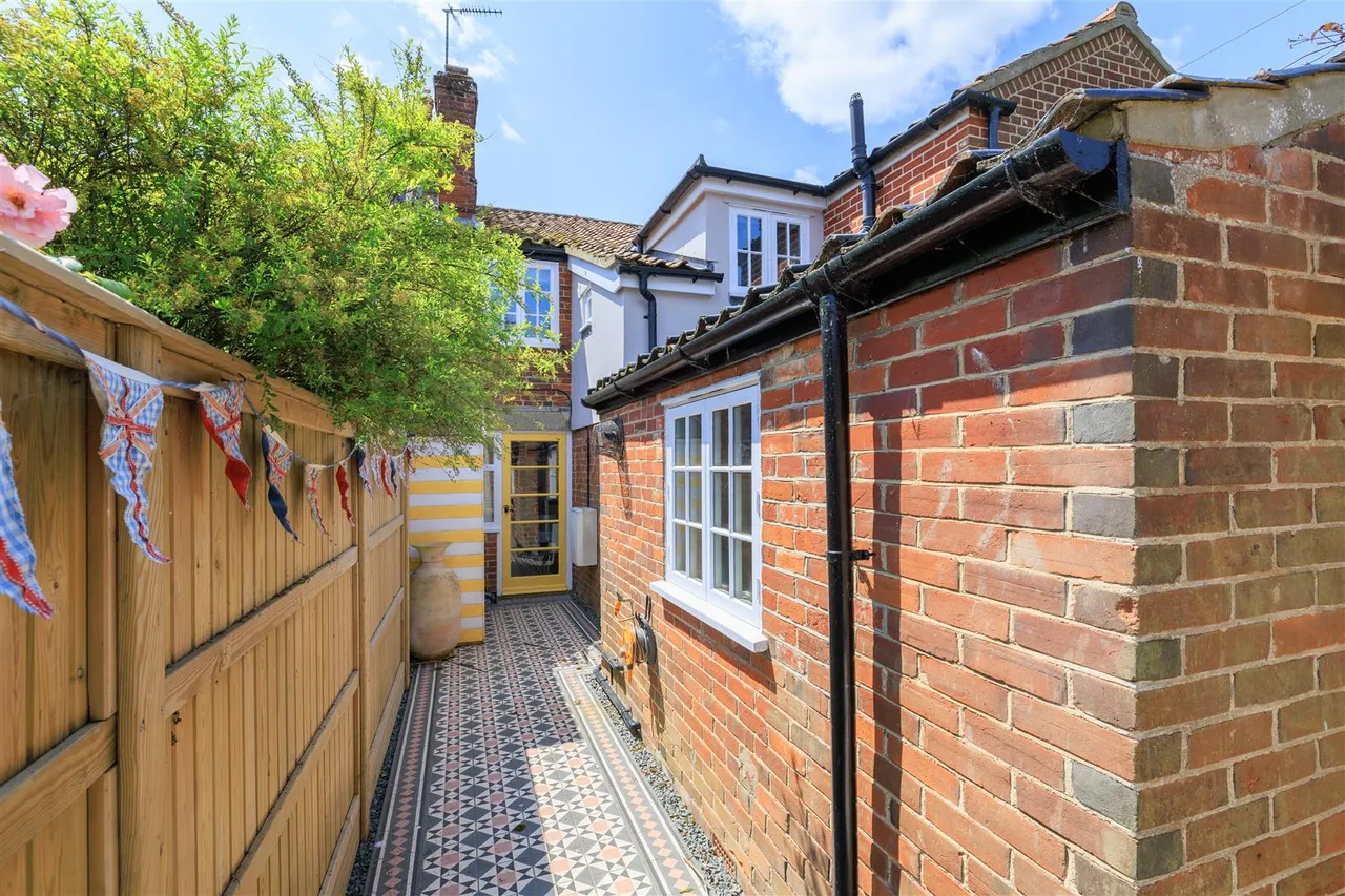 Victoria Street, Southwold, IP18, photo 14
