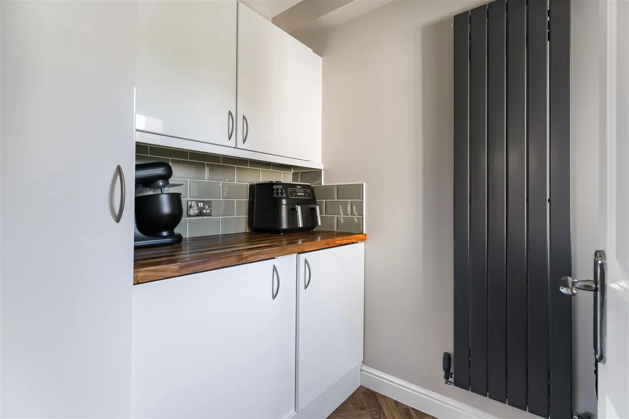 Alderton Close, Haverhill, CB9, photo 10