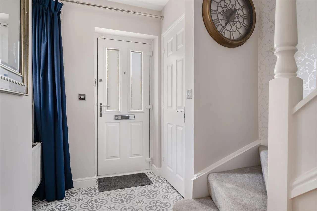 Alderton Close, Haverhill, CB9, photo 15