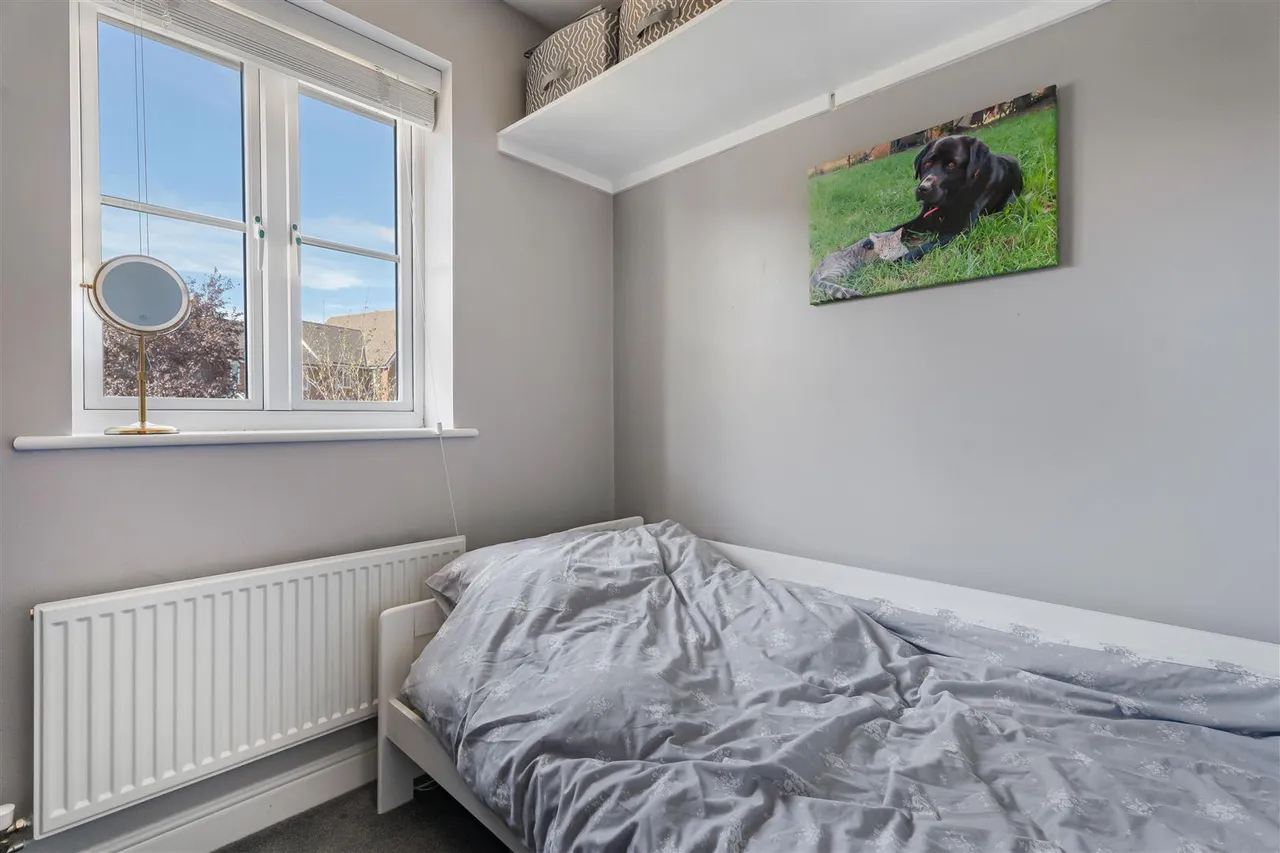 Alderton Close, Haverhill, CB9, photo 25