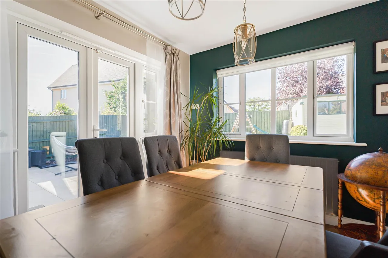 Alderton Close, Haverhill, CB9, photo 9