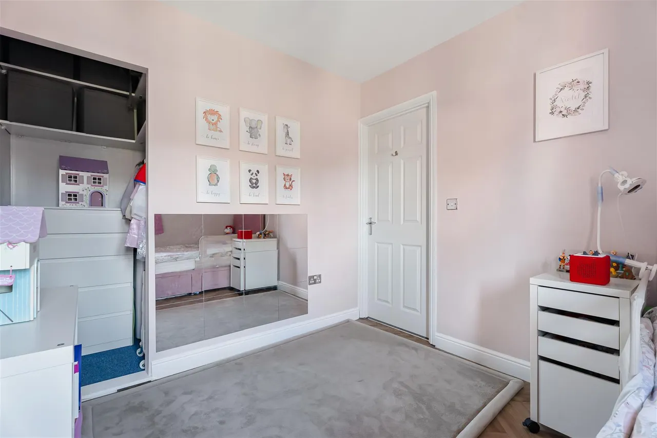 Alderton Close, Haverhill, CB9, photo 24