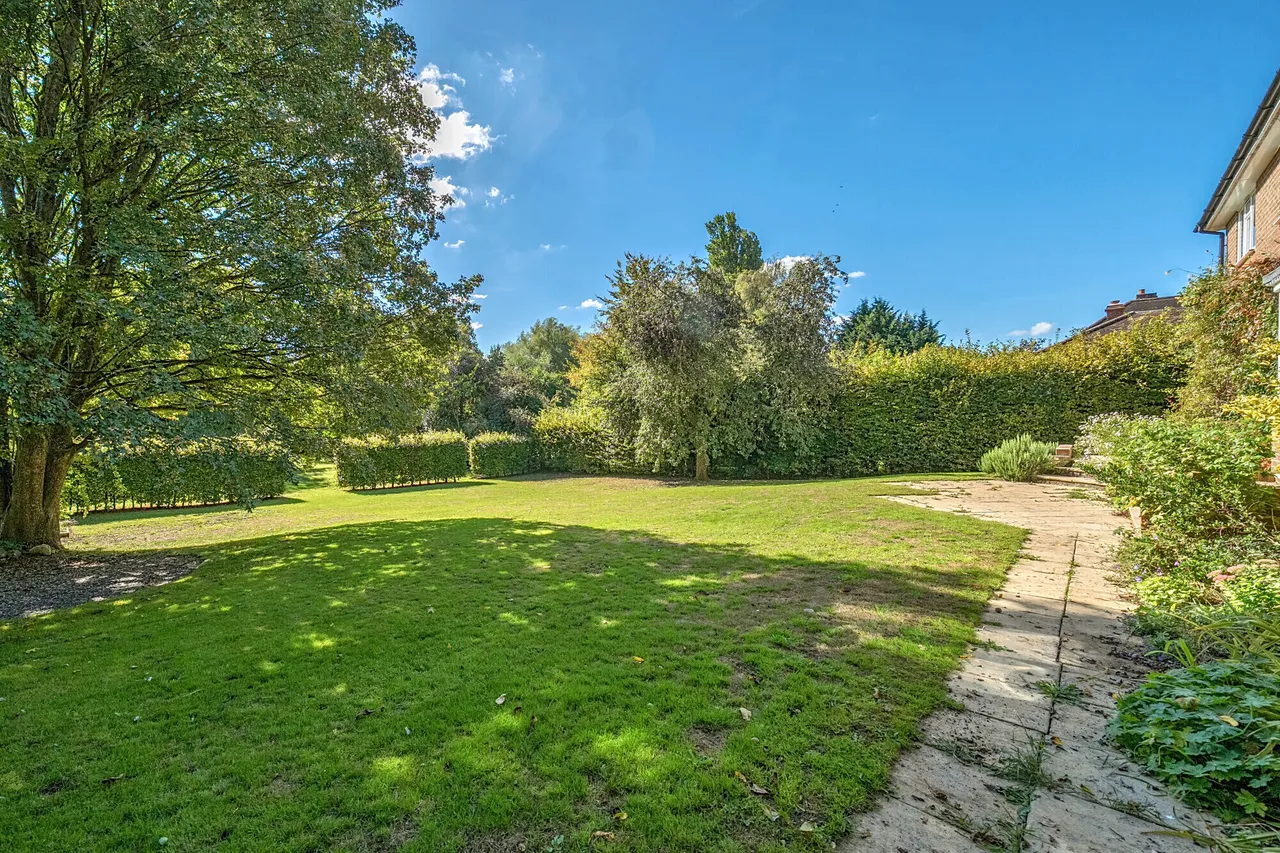 Bath Road, Marlborough, SN8, photo 5