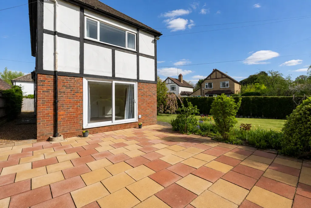 The Borough, Brockham, RH3, photo 6