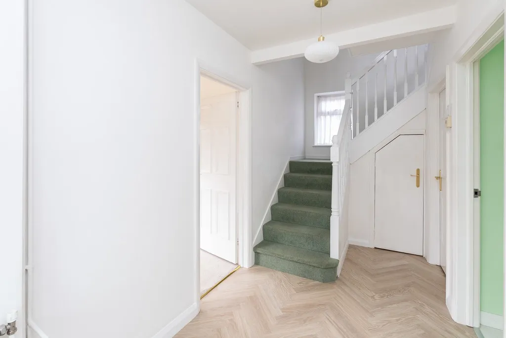 The Borough, Brockham, RH3, photo 22