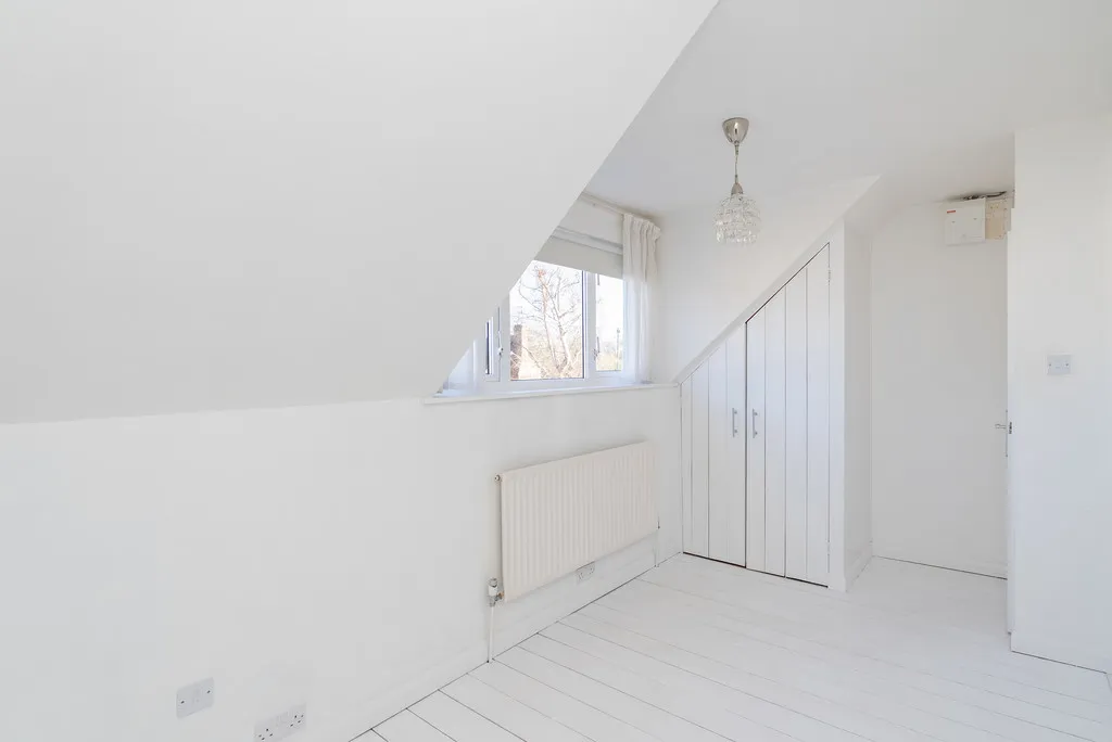The Borough, Brockham, RH3, photo 16