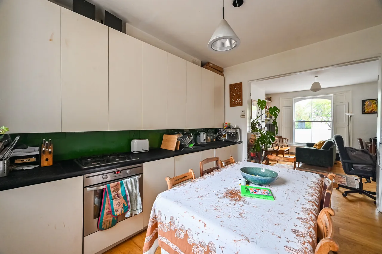 58b Arundel Square, London, photo 4