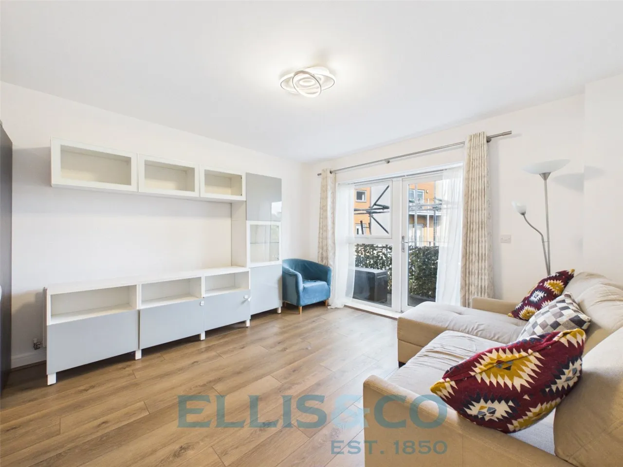 Sovereign Way, Tonbridge, TN9, photo 3
