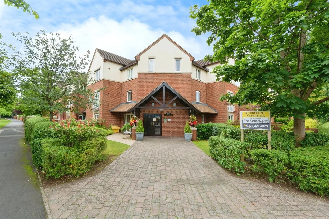 2 bed retirement property for sale, Stratford Road, Hall Green, B28