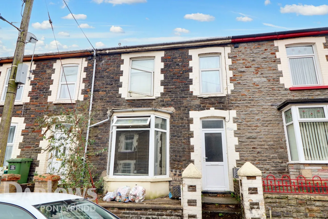 3 bed house for sale, Tower Street, Pontypridd