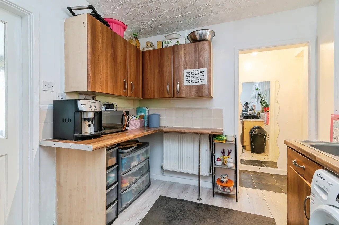Bidford Road, NOTTINGHAM, Nottinghamshire, NG8, photo 5