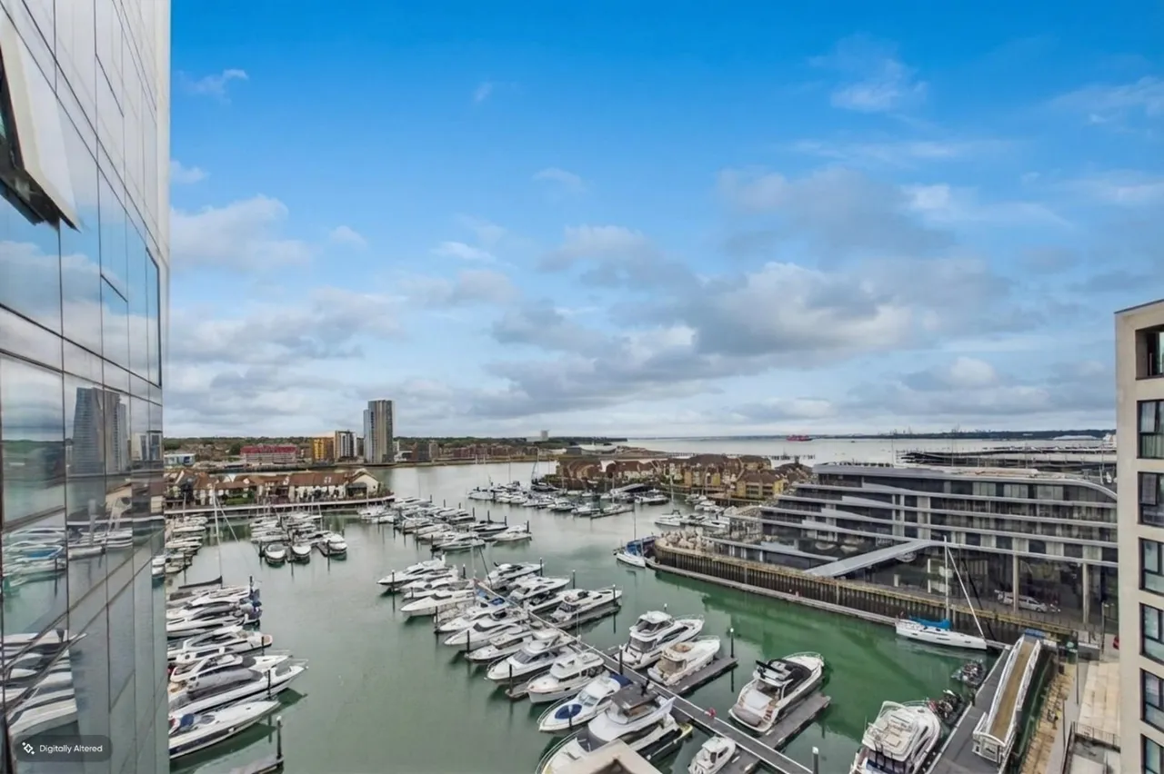 2 bed flat to rent — Ocean Way, Southampton
