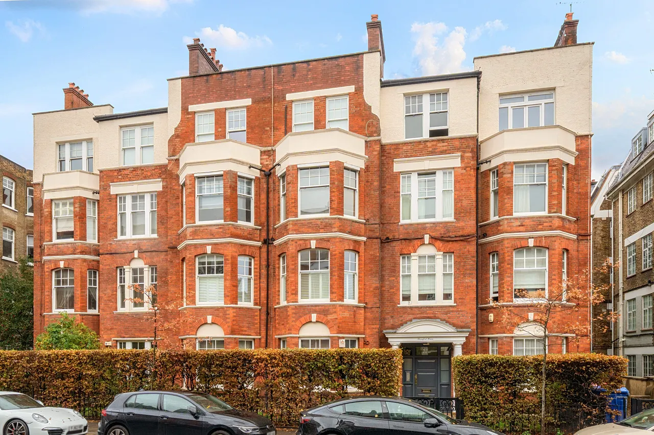 3 bed flat for sale — 12 Beaufort House, Beaufort Street, London