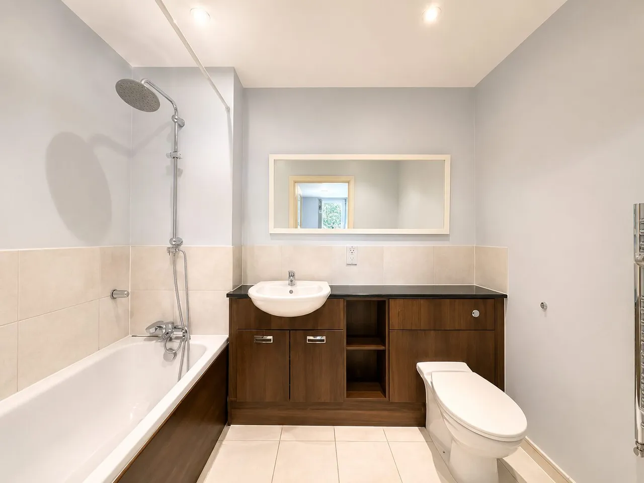 Loch Crescent, Nevis Court, HA8, photo 4