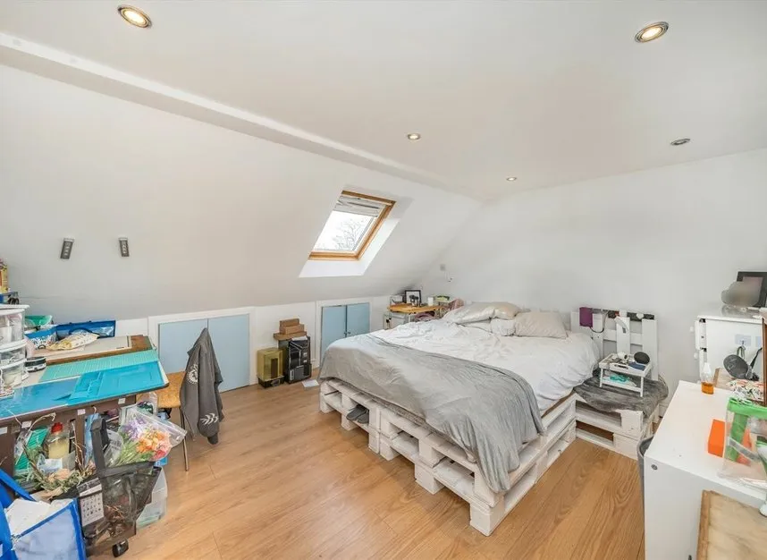 Syon Lane, Isleworth, TW7, photo 5