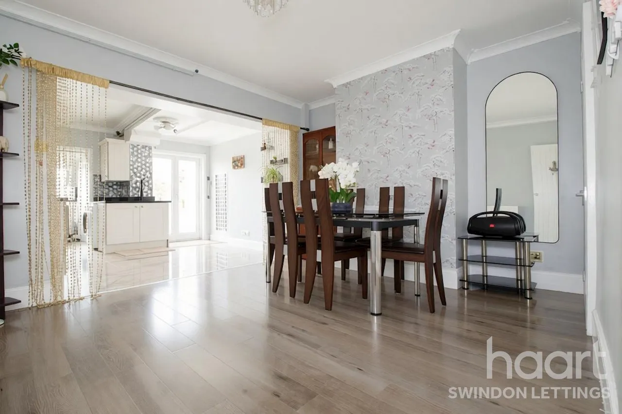 Rosebery Street, SN1, photo 8