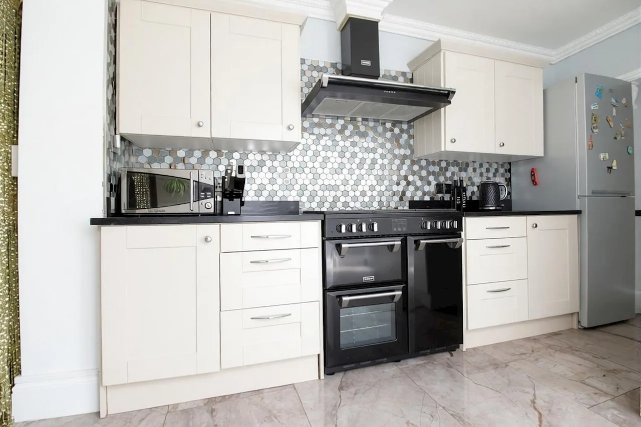 Rosebery Street, SN1, photo 2