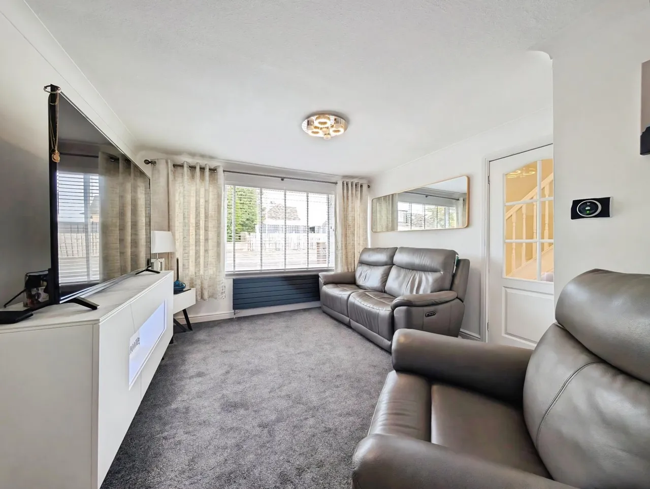 Greengairs Road, Airdrie, ML6, photo 2