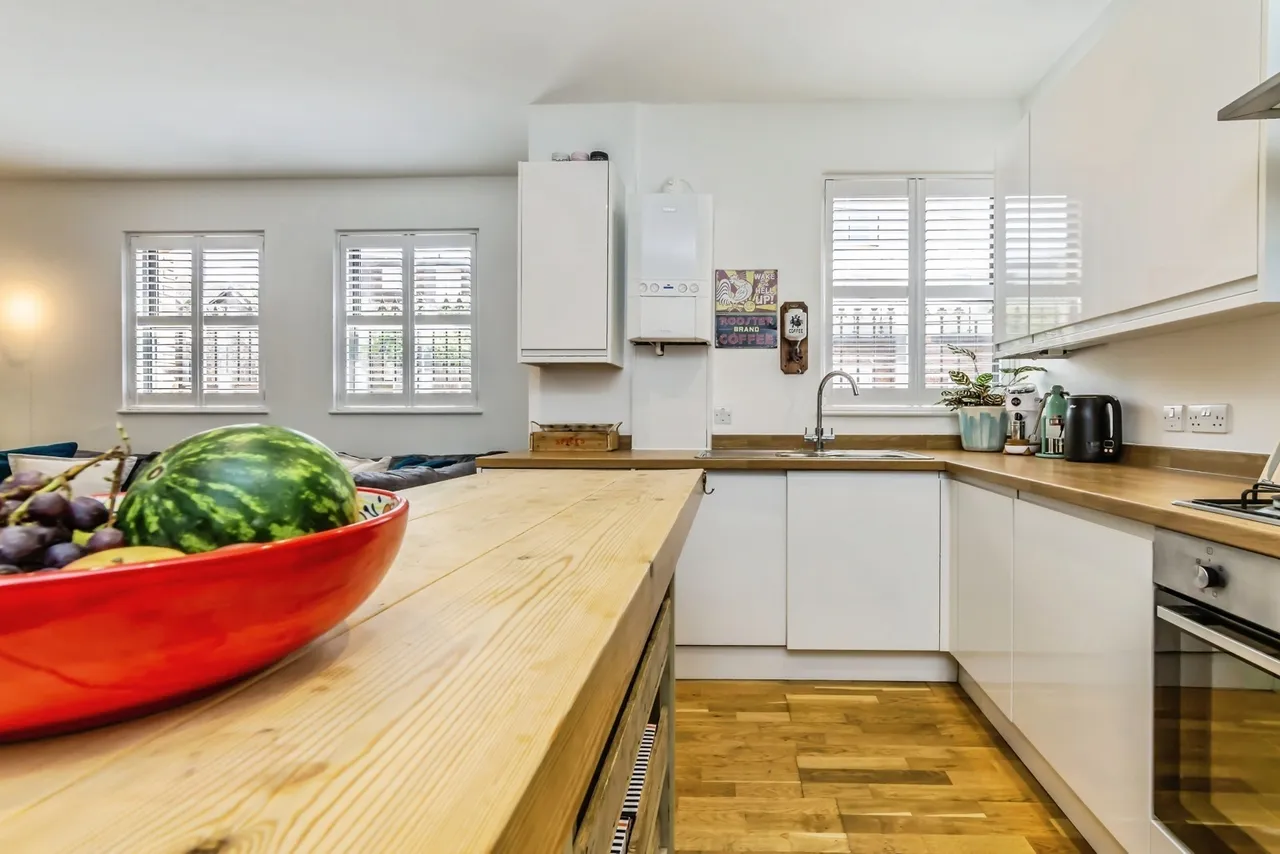 Whyteleafe Hill, Whyteleafe, ., Surrey, CR3, photo 3