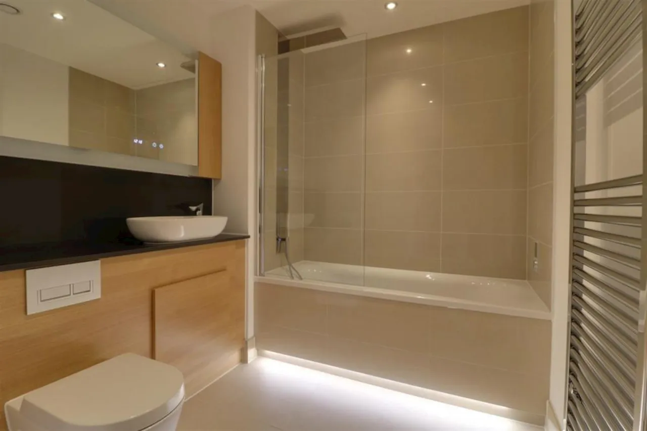 Langley Square, DA1, photo 5
