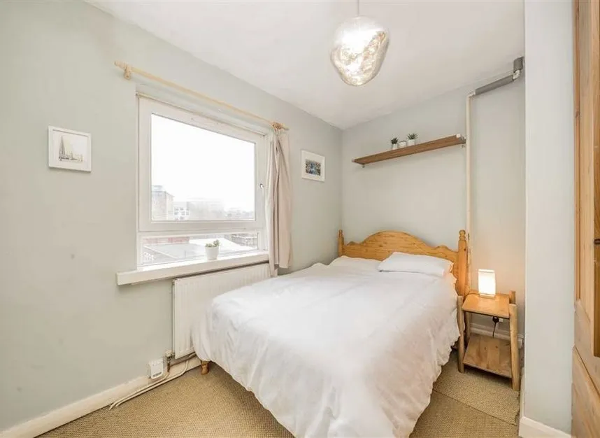 Whites Grounds Estate, London Bridge, SE1, photo 6