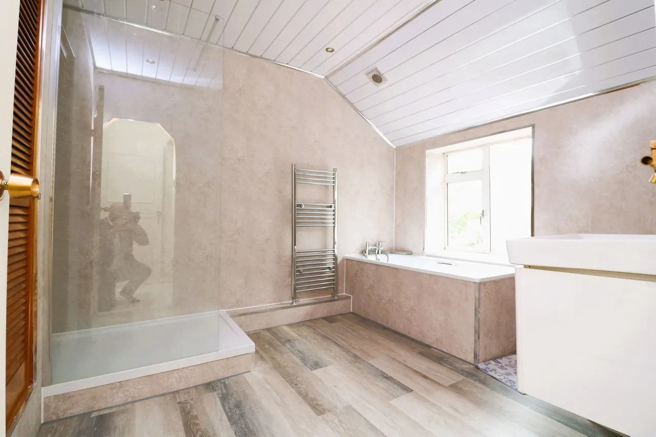 Ben Hale Close, Stanmore, HA7, photo 15