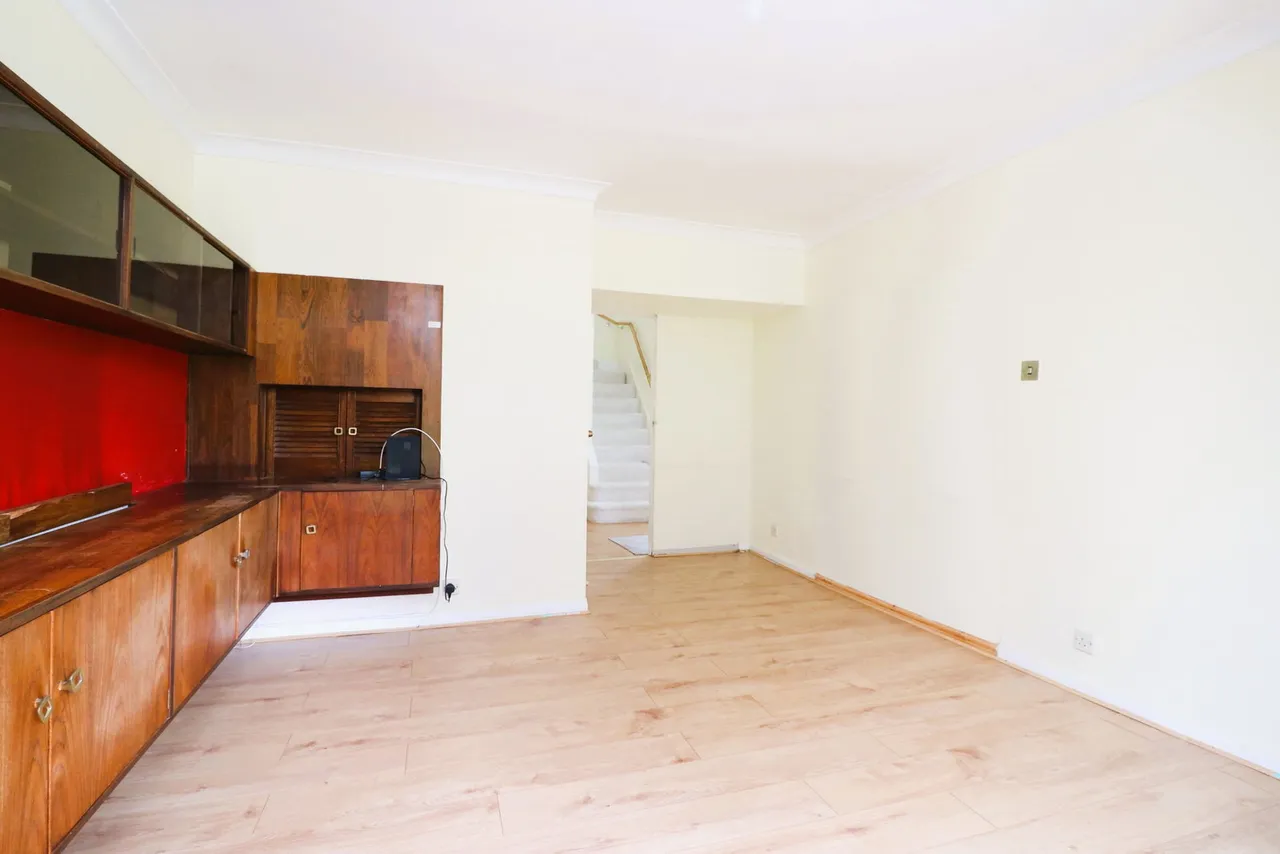 Ben Hale Close, Stanmore, HA7, photo 8