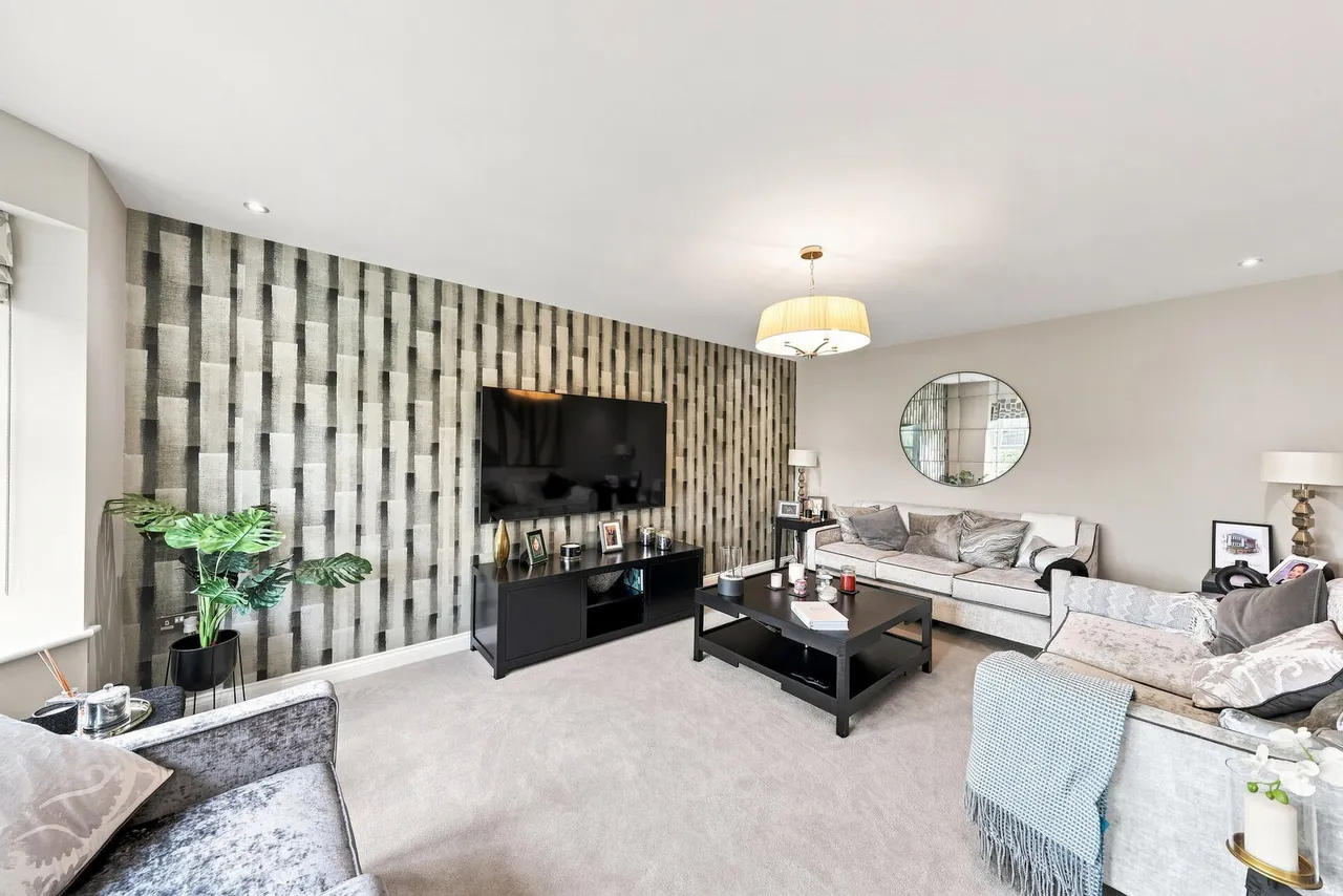 Norton Road, Mosley Common, M28, photo 21