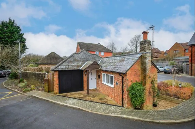 3 bed house for sale, Parkside Close, Heathfield, TN21