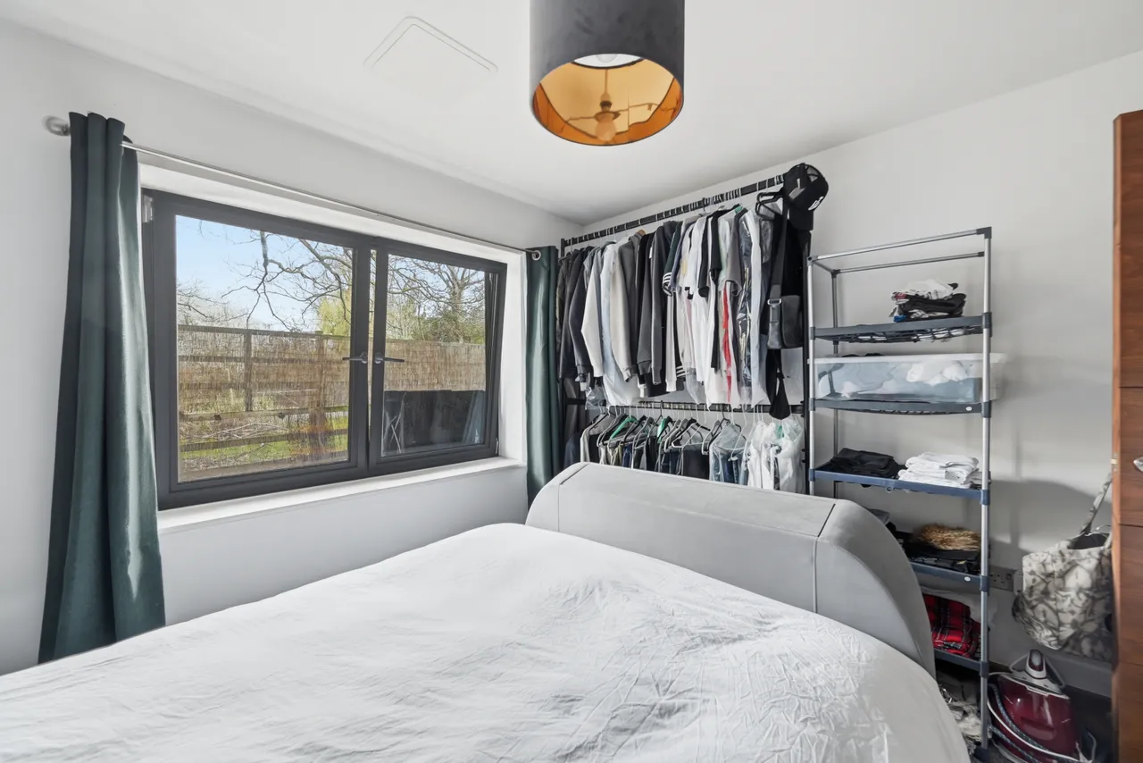 Abridge Road, IG7, photo 9