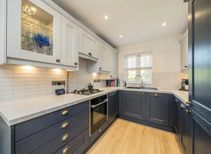 Fawcett Close, Streatham, SW16, photo 3