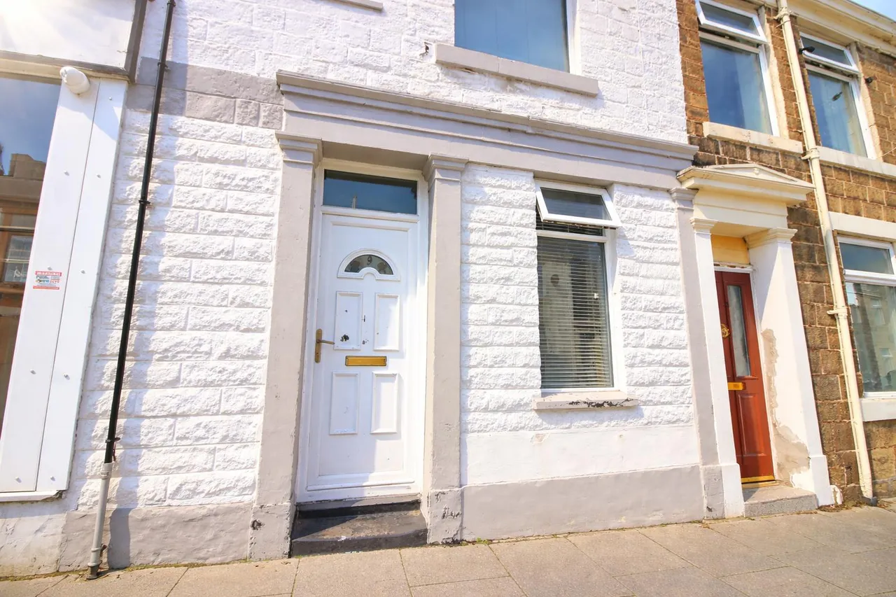 3 bed house for sale, Barnes Street, Accrington, BB5
