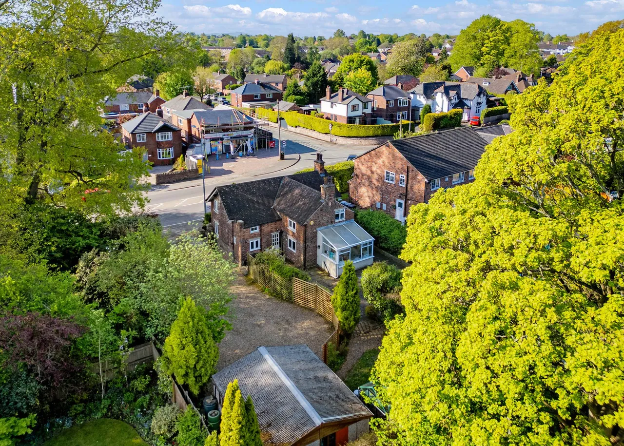 Chester Road, Macclesfield, photo 32