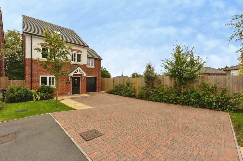 5 bed house for sale — Denim Close, Swinton, Greater Manchester, M27