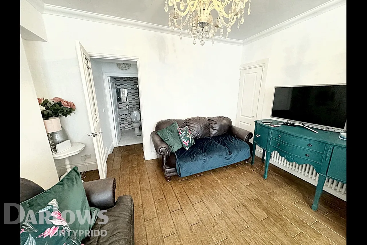 Clarence Street, Mountain Ash, photo 5