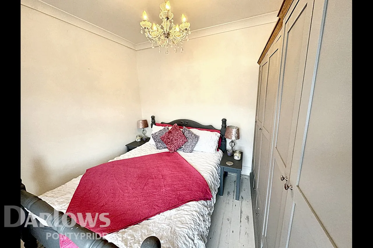 Clarence Street, Mountain Ash, photo 12