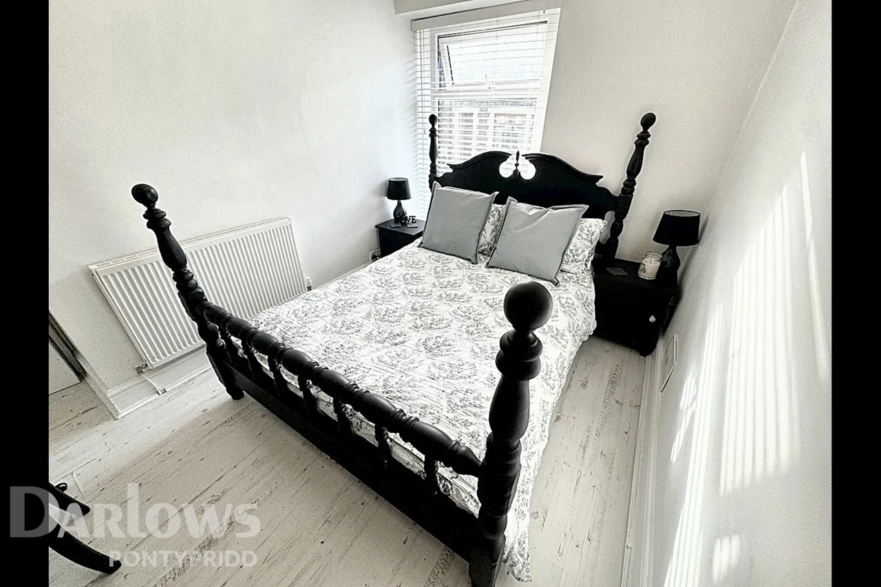 Clarence Street, Mountain Ash, photo 10