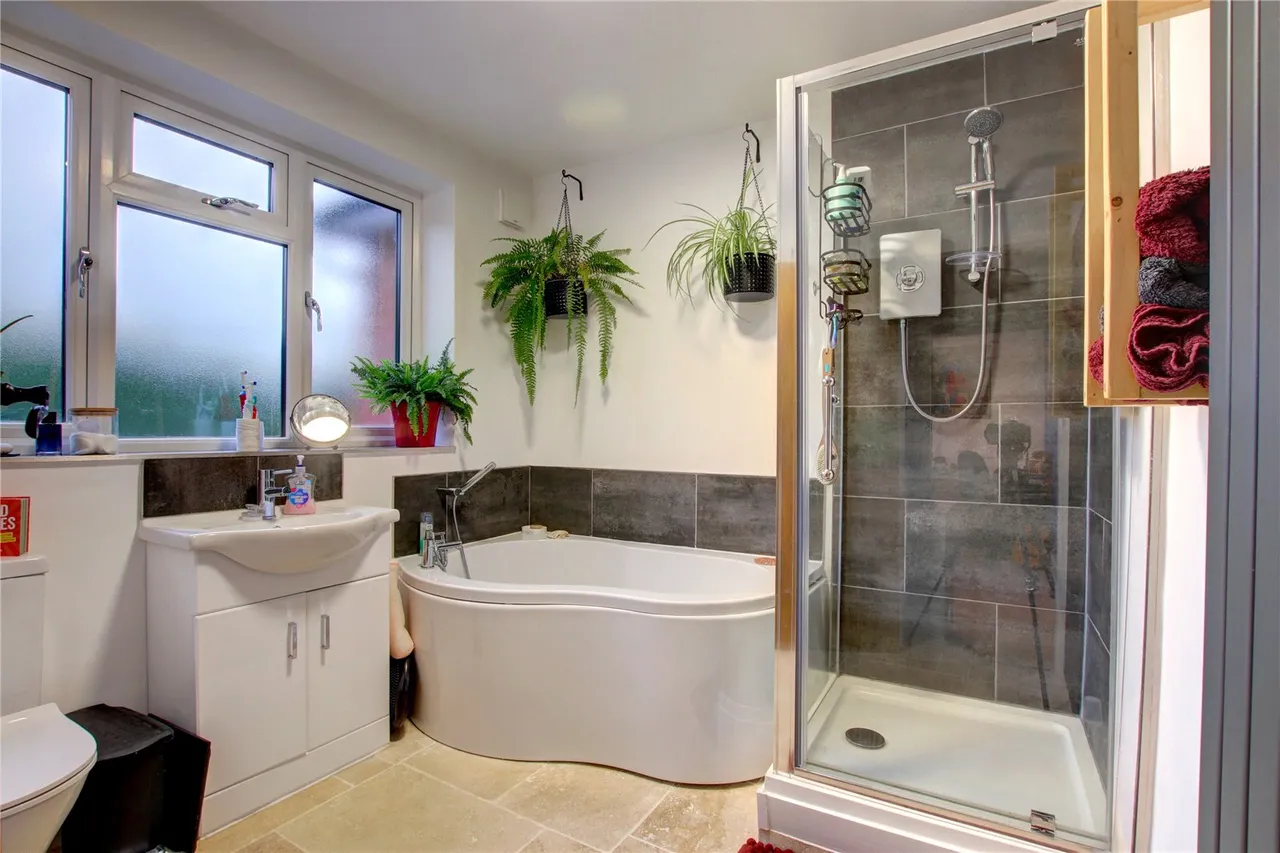 Oldfield Lane, Ombersley, Droitwich, Worcestershire, WR9 0JL, photo 12
