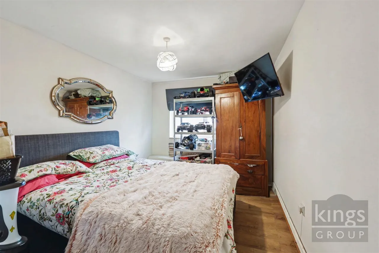 Five Acres, Harlow, photo 8