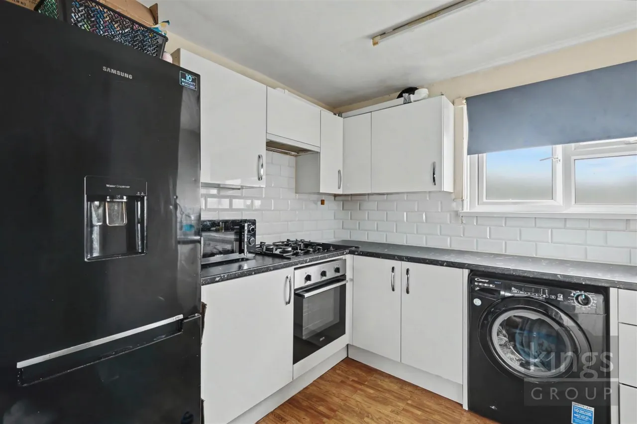 Five Acres, Harlow, photo 6