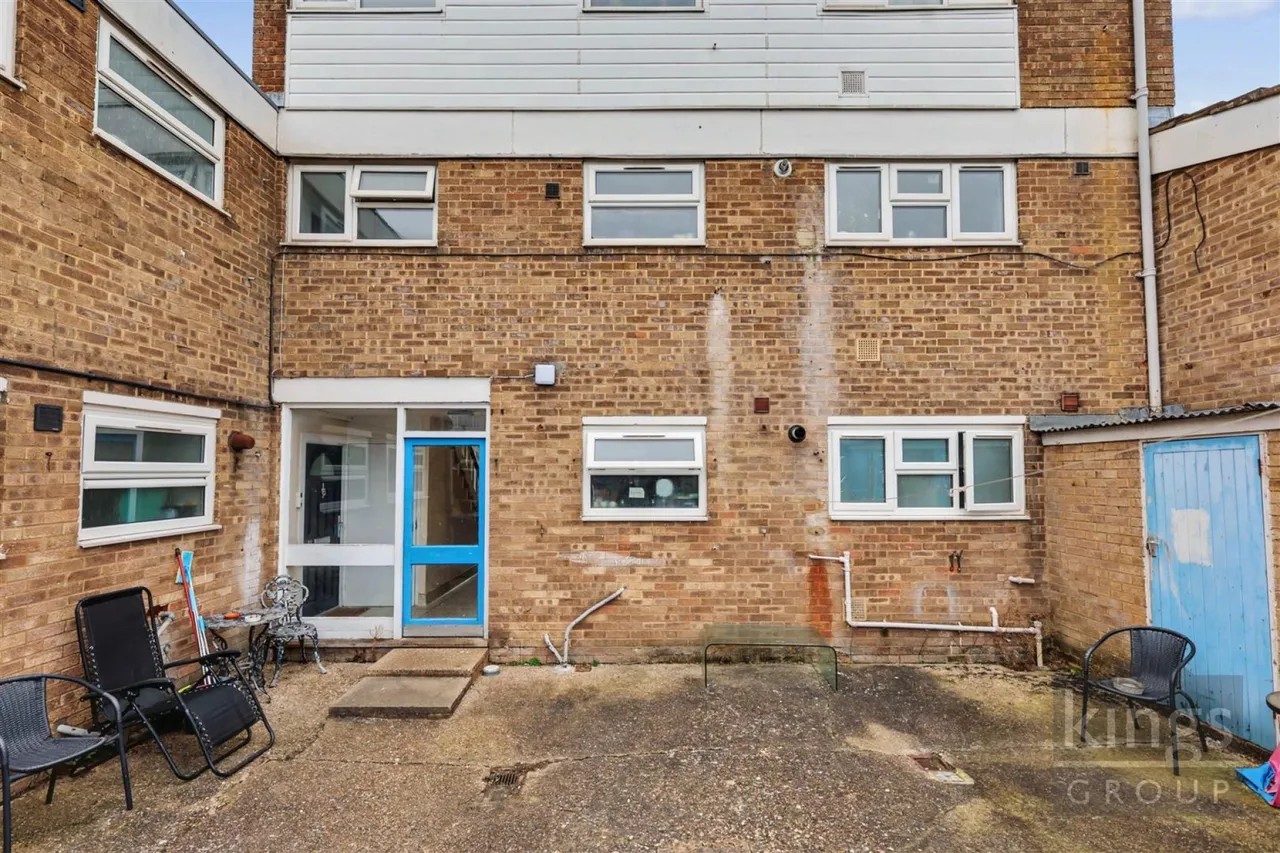 Five Acres, Harlow, photo 11