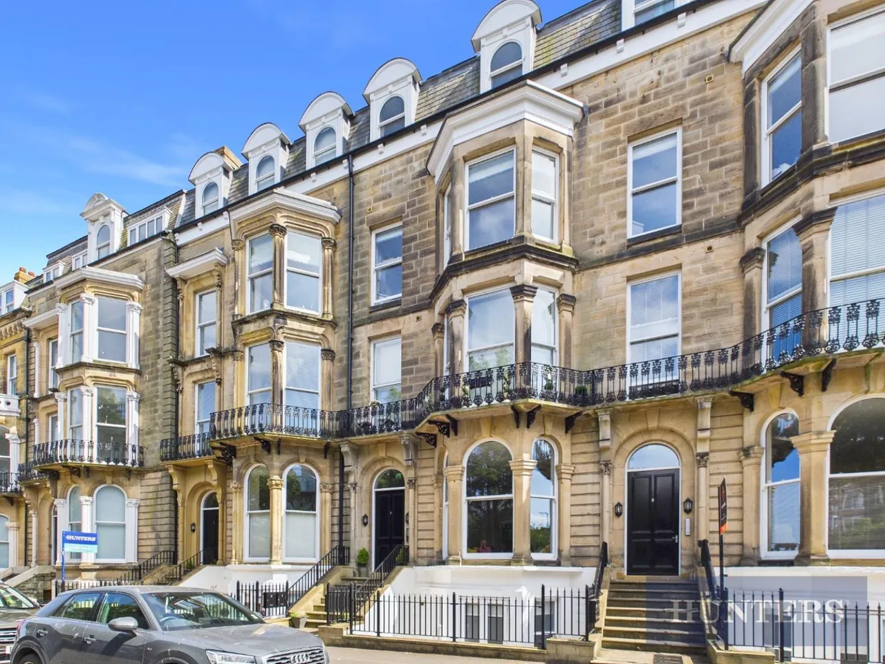 2 bed flat for sale, Esplanade Gardens, Scarborough, YO11