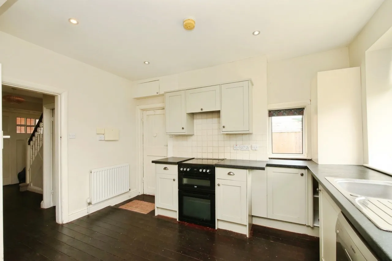 Tadcaster Road, Dringhouses, York, North Yorkshire, YO24, photo 4
