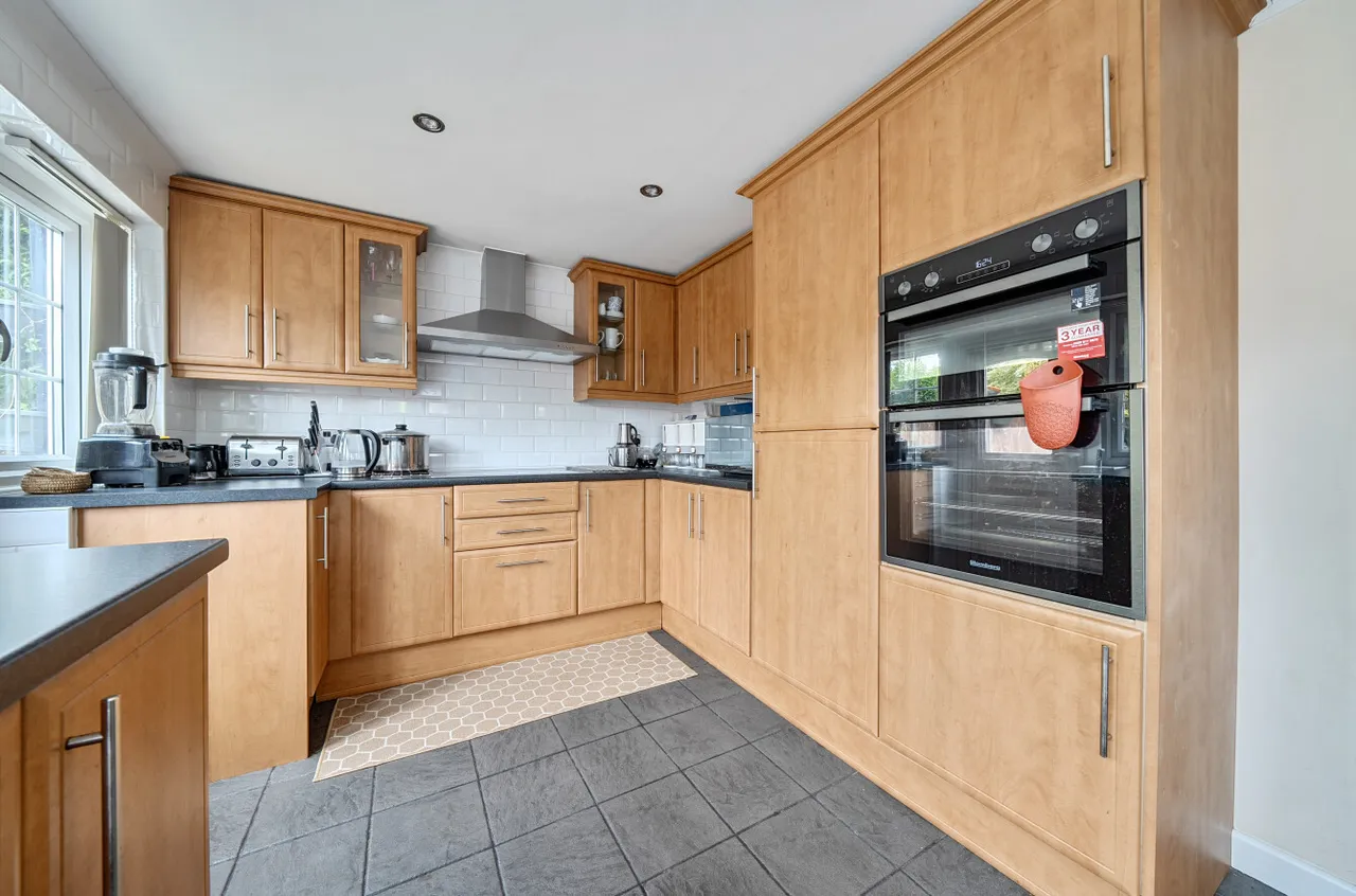 Mayplace Road East, Bexleyheath, DA7, photo 20