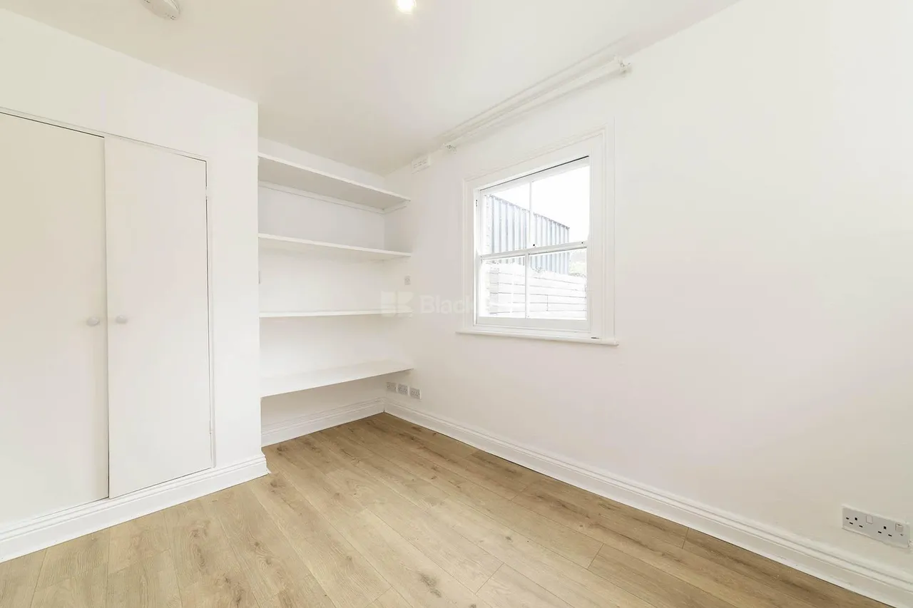 Wood Lane, Shepherds Bush, W12, photo 7