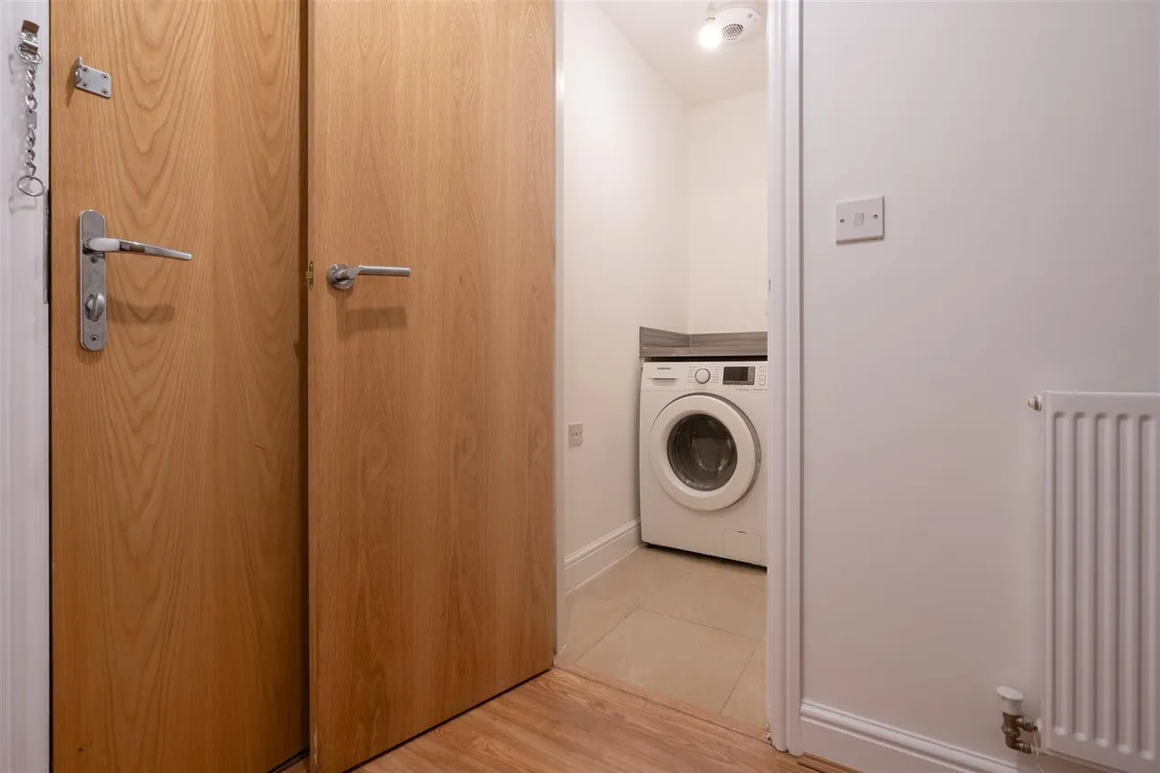 Swan Road, West Drayton, UB7, photo 10