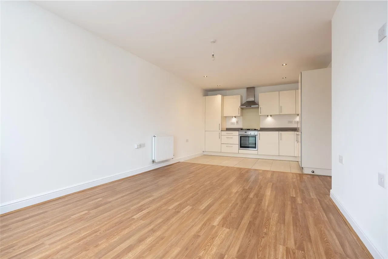 Swan Road, West Drayton, UB7, photo 4