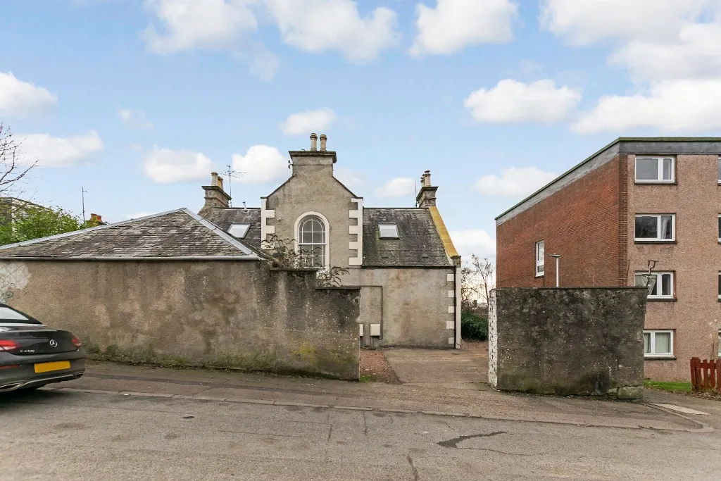 4 bed flat to rent, St Marys Place, Dundee, DD1