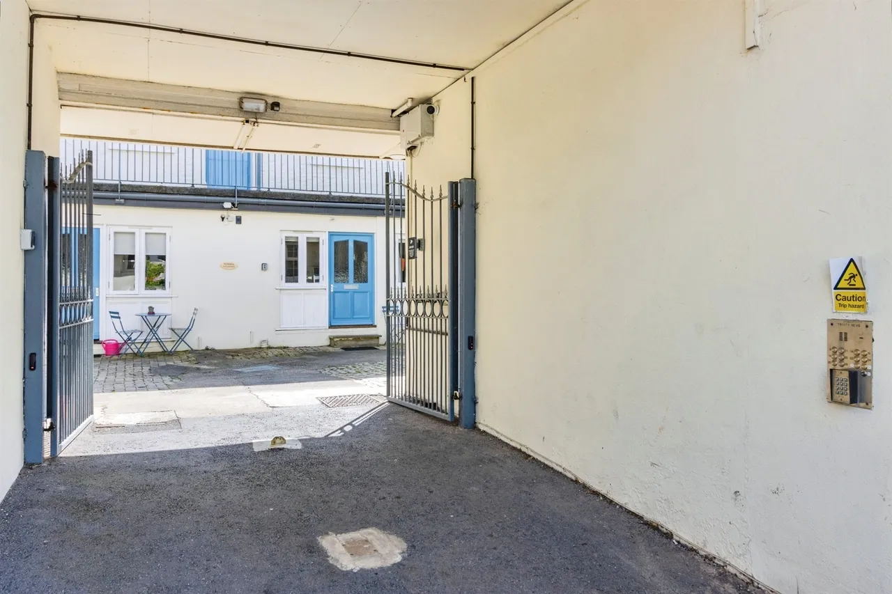 Trinity Mews, Torquay, TQ1, photo 3