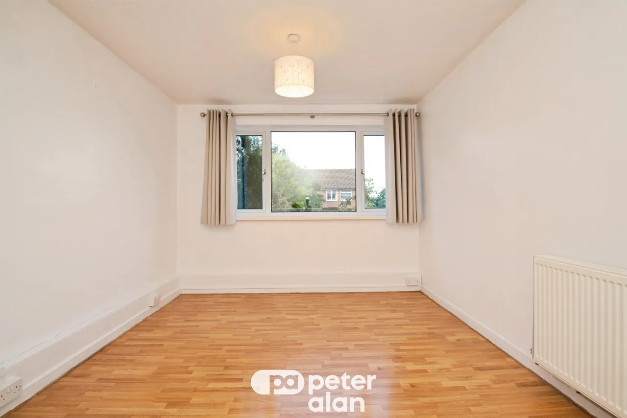 Pennant Crescent, Cardiff, CF23, photo 9